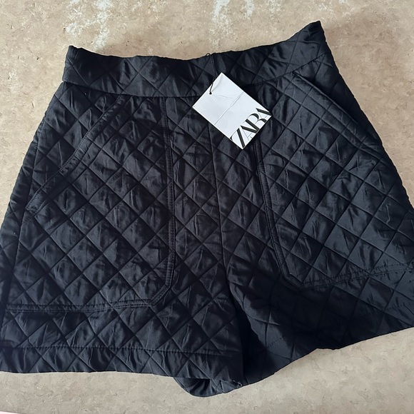 ZARA Black Quilted High Waisted Short - Picture 7 of 13